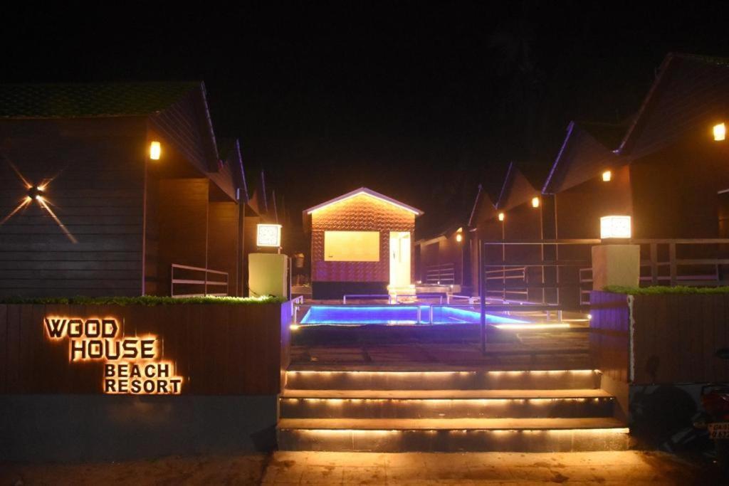 Woodhouse Beach Resort Baga Eksteriør billede