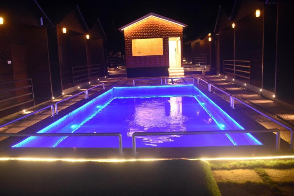 Woodhouse Beach Resort Baga Eksteriør billede